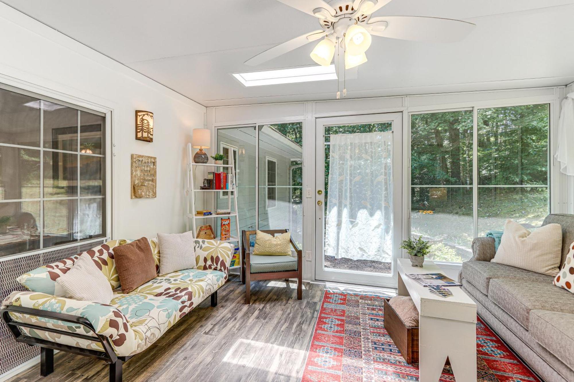 Pet-Friendly Home With Hot Tub In Blue Ridge! Εξωτερικό φωτογραφία