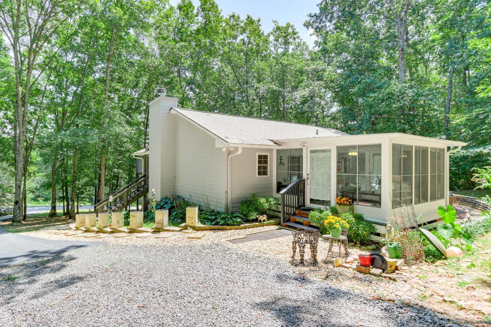Pet-Friendly Home With Hot Tub In Blue Ridge! Εξωτερικό φωτογραφία
